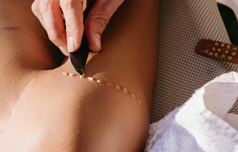 Skin application ritual process, MAHANSE.